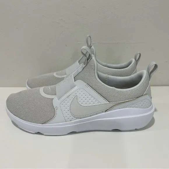 nike women's ad comfort dj1001 002